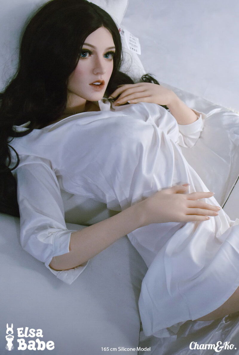 Elsa Babe : RHC004 Olivia Smith 165 cm (5.41 ft) Silicone doll - Image 16