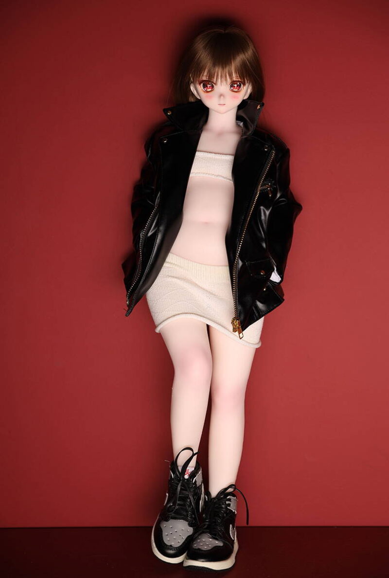 CLM Classic Anime : Tammi 54 cm (1.77 ft) Vinyl Head Hybrid model