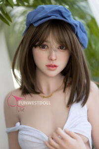 Fun West Doll : H032S Lucy 159 cm (5.22 ft) A cup Silicone model
