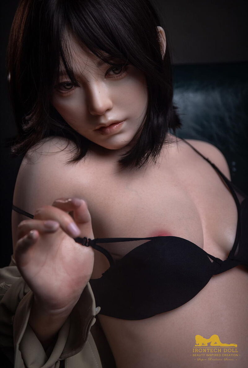 IRONTECH DOLL : S40 Eileen 163 cm (5.35 ft) B cup Silicone doll
